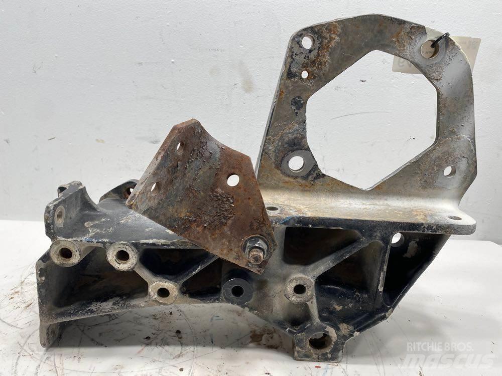 Peterbilt  Other components