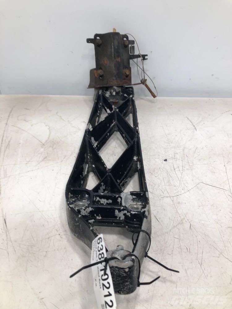 Volvo VNL Other components