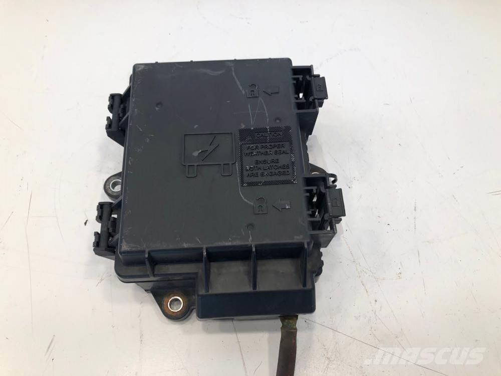 Volvo VNL Electronics