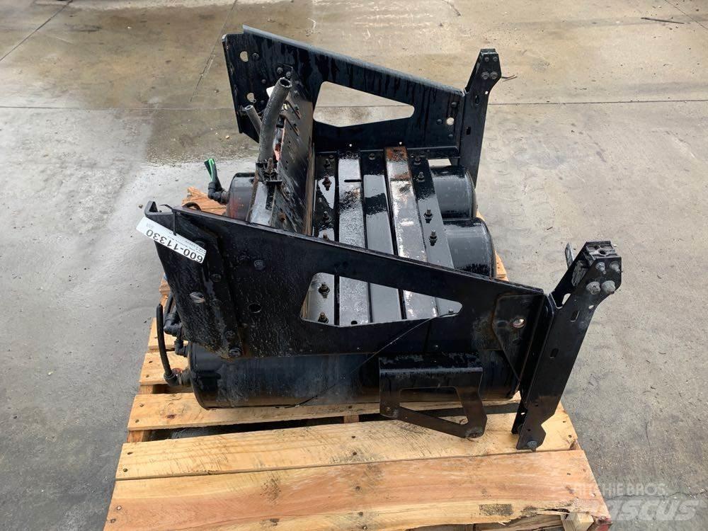 Volvo VNL Other components
