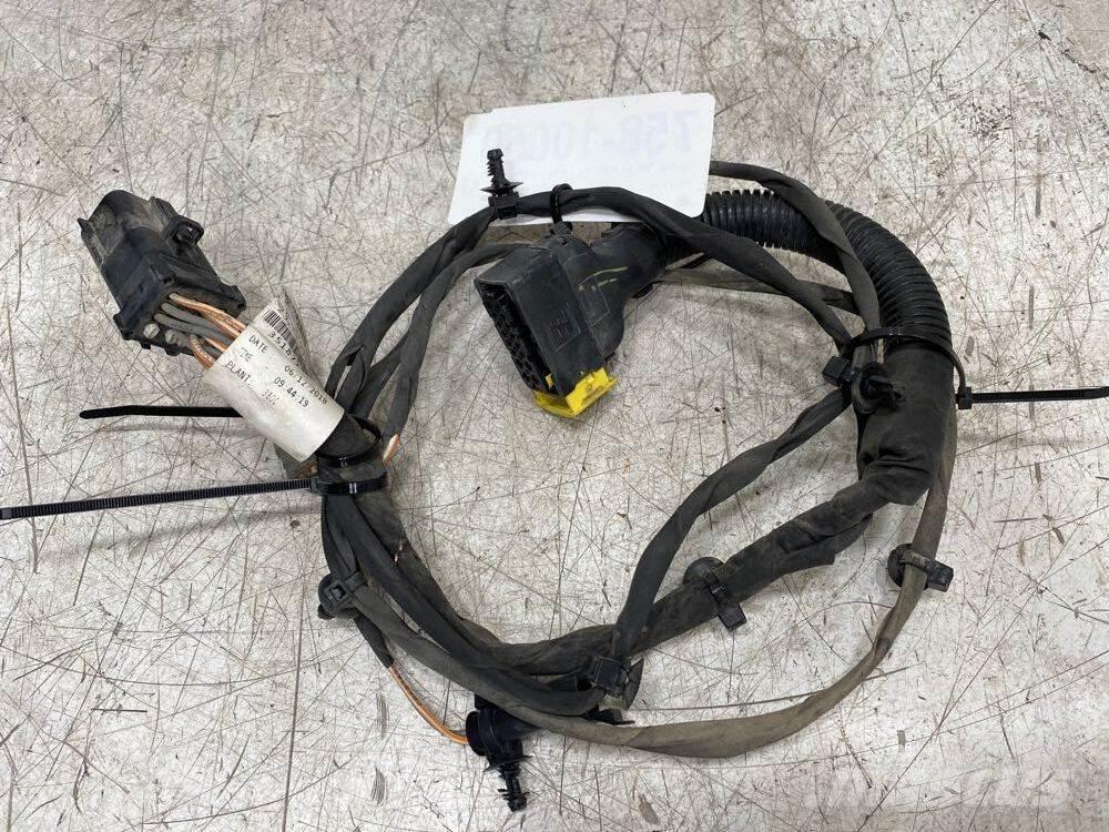 Volvo VNL Other components