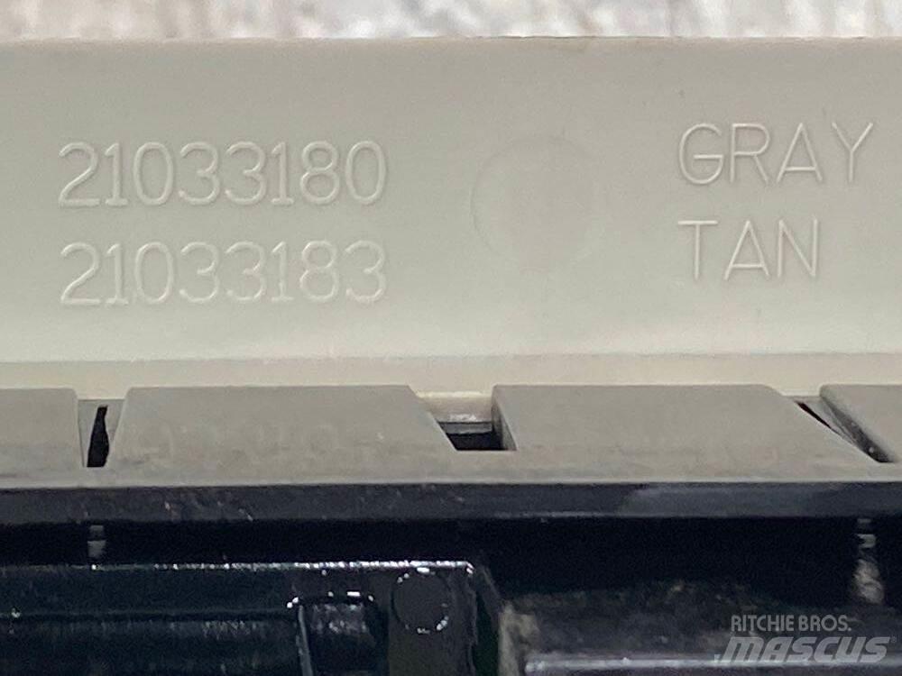 Volvo VNL Electronics