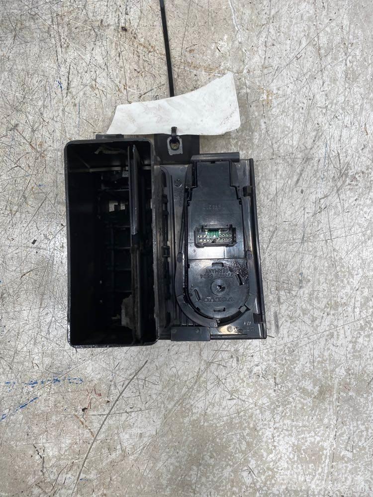 Volvo VNL Electronics