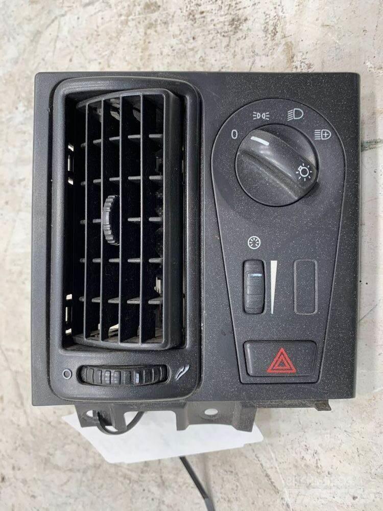Volvo VNL Electronics