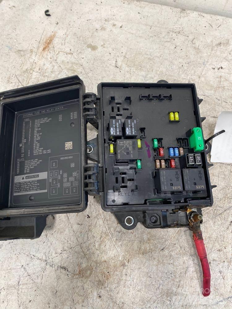 Volvo VNR Electronics