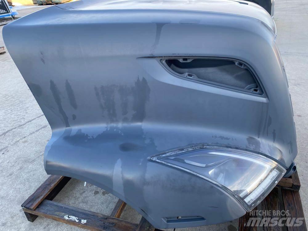 Volvo VNR Cabins and interior