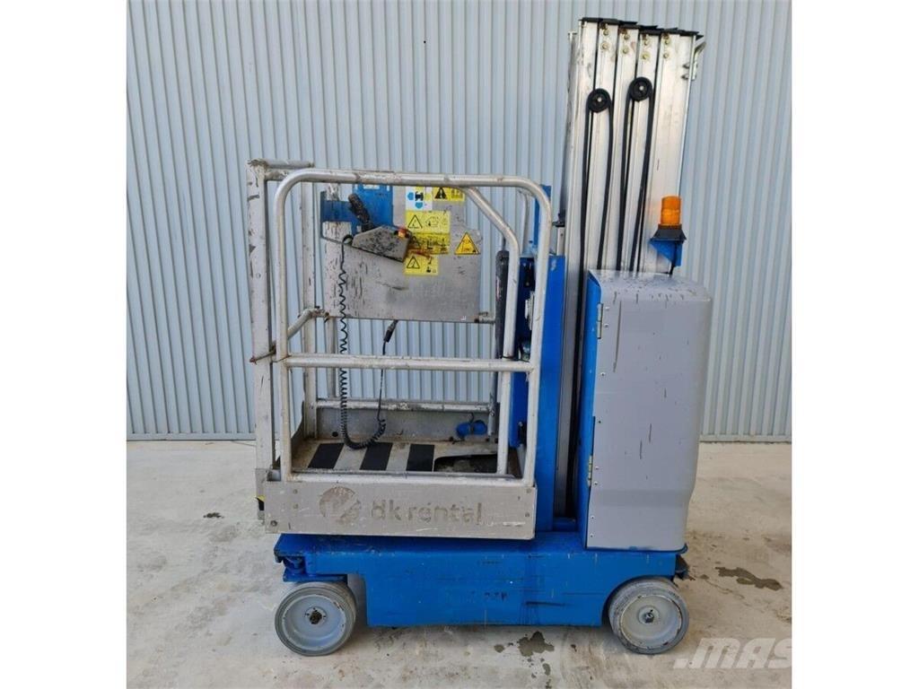 Genie GR-20 Mast climbing work platforms