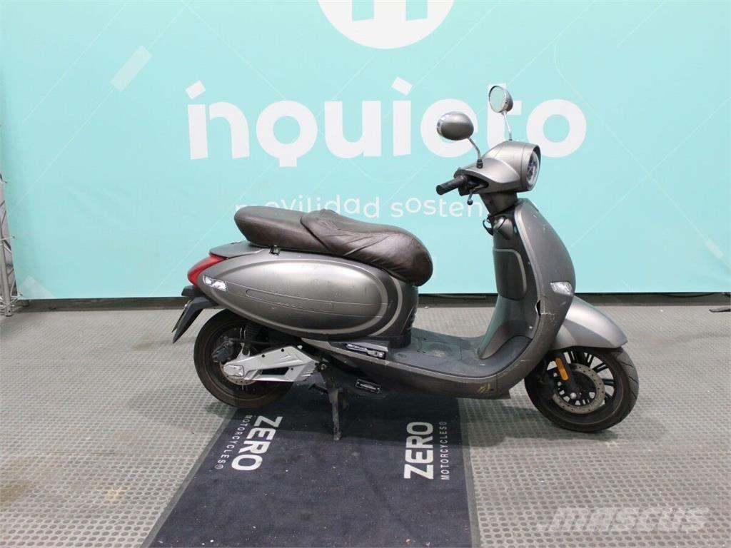  Urban D4 ATVs