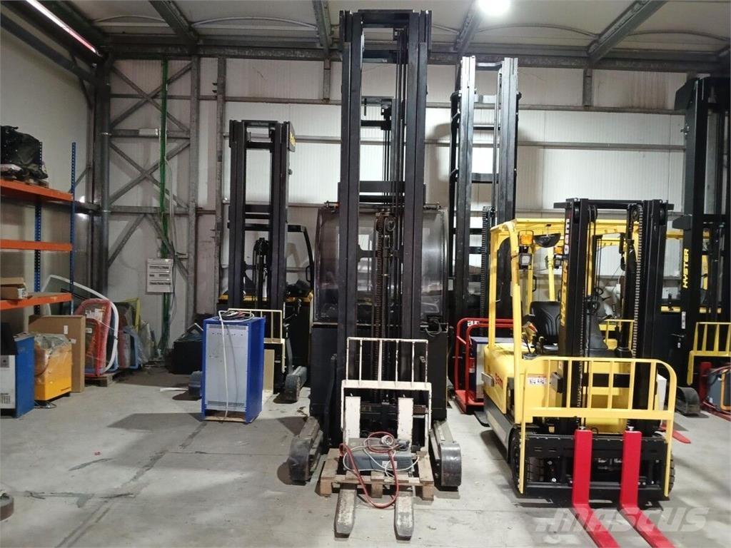 Yale MR16H Reach truck