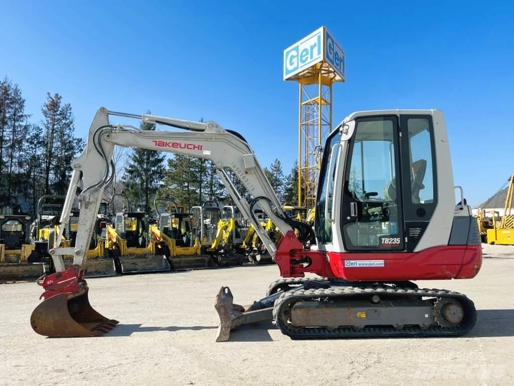 Takeuchi TB235 Mini excavators < 7t