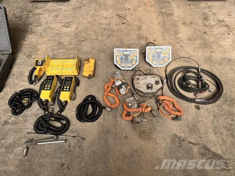  Volvo-ABG 6870 Asphalt pavers