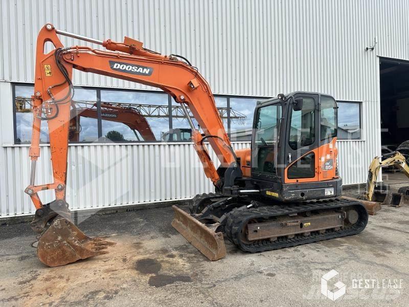 Doosan DX85R-3 Mini excavators < 7t