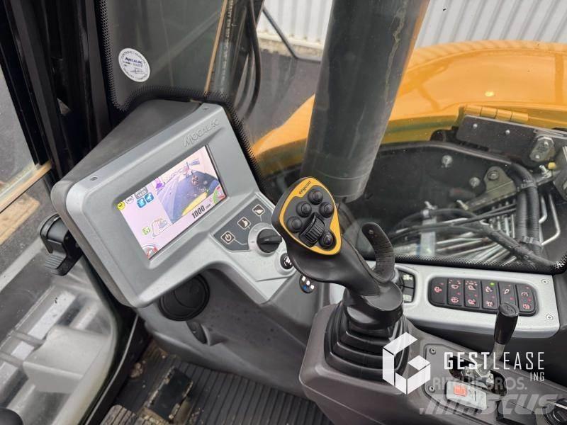Mecalac 8 MCR Mini excavators < 7t