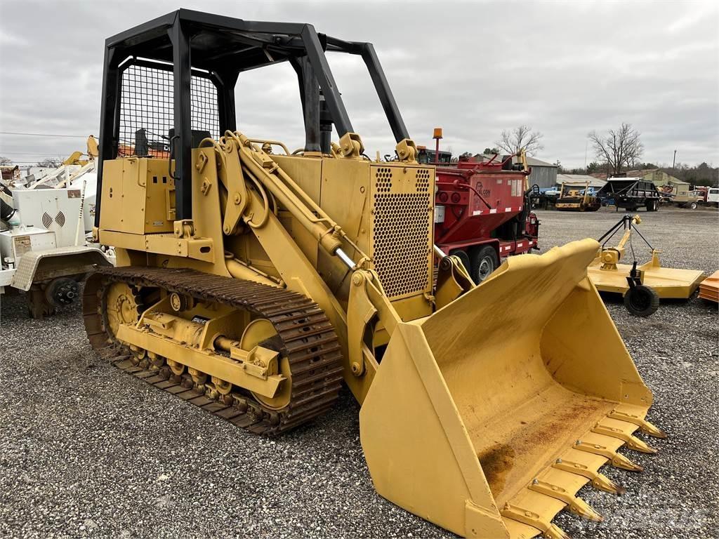CASE 850C Crawler FEL's