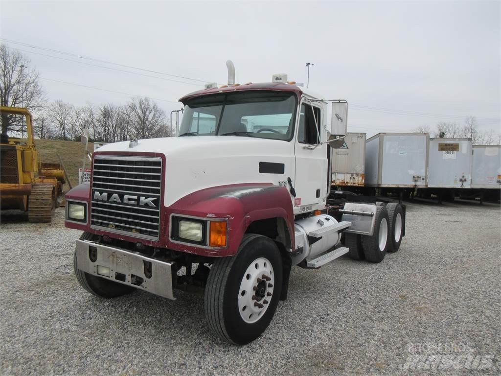 Mack CHN613 Truck Tractor Units