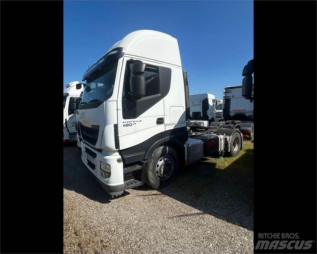 Iveco AS440S48 Van Body Trucks