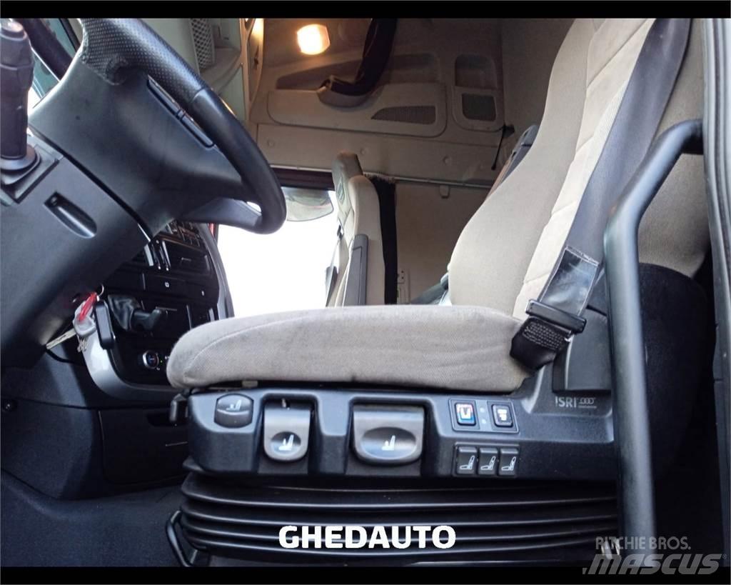 Iveco AS440S48T/P Van Body Trucks