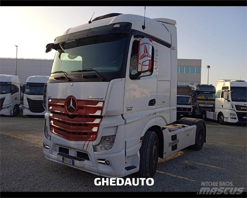 Mercedes-Benz ACTROS Van Body Trucks