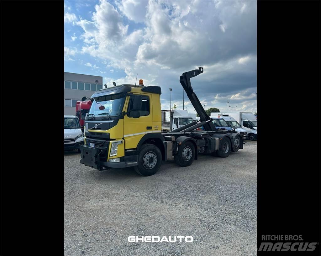 Volvo TRUCKS VOLVO Van Body Trucks