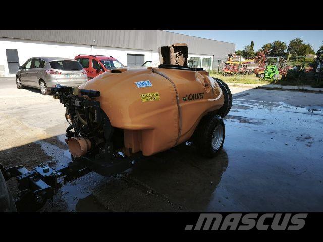 Calvet AR 2000 Self-propelled sprayers