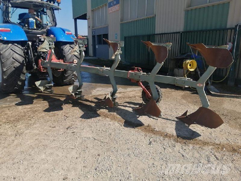 Fenet 5 CORPS Conventional ploughs