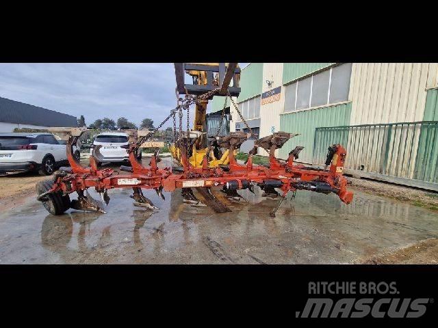 Gregoire RWY7 Conventional ploughs