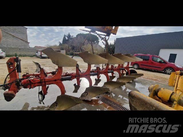 Gregoire RWY7 Conventional ploughs