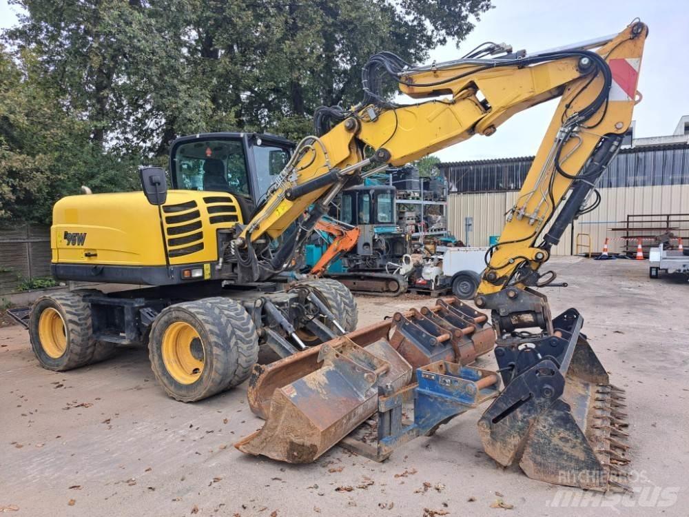 Yanmar B95W Wheeled excavators