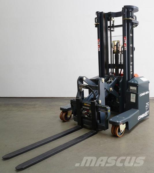 Combilift WR4 4-way reach truck