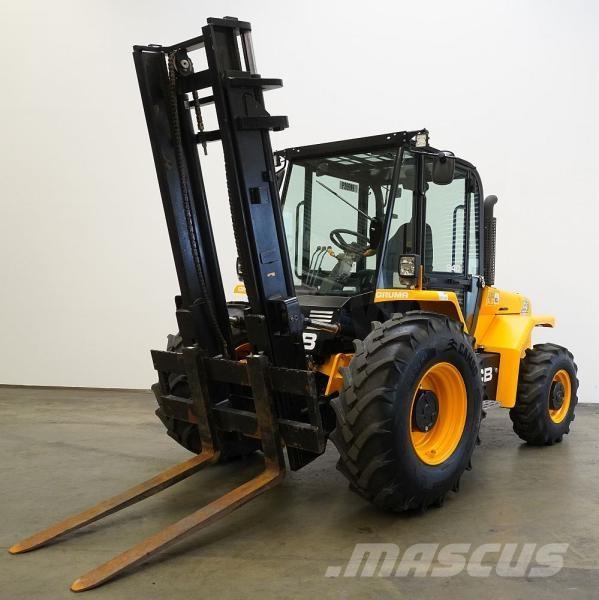 JCB 940-4 Rough terrain truck