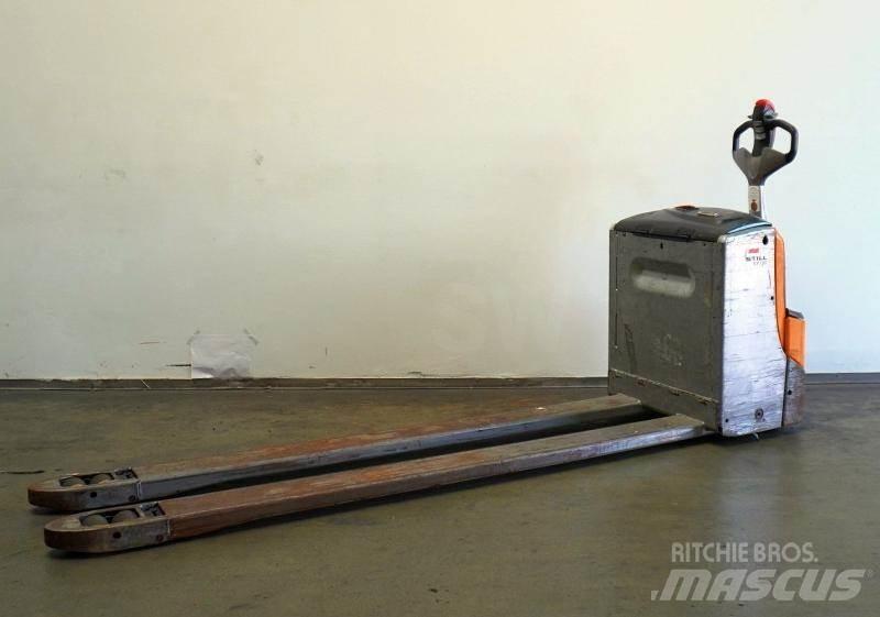 Still EXU 20 Low lifter