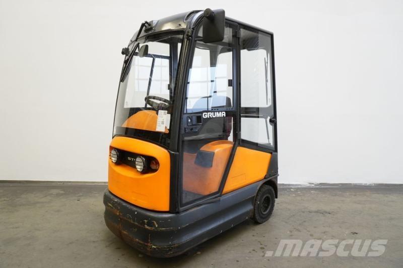 Still R06-06 Towing truck