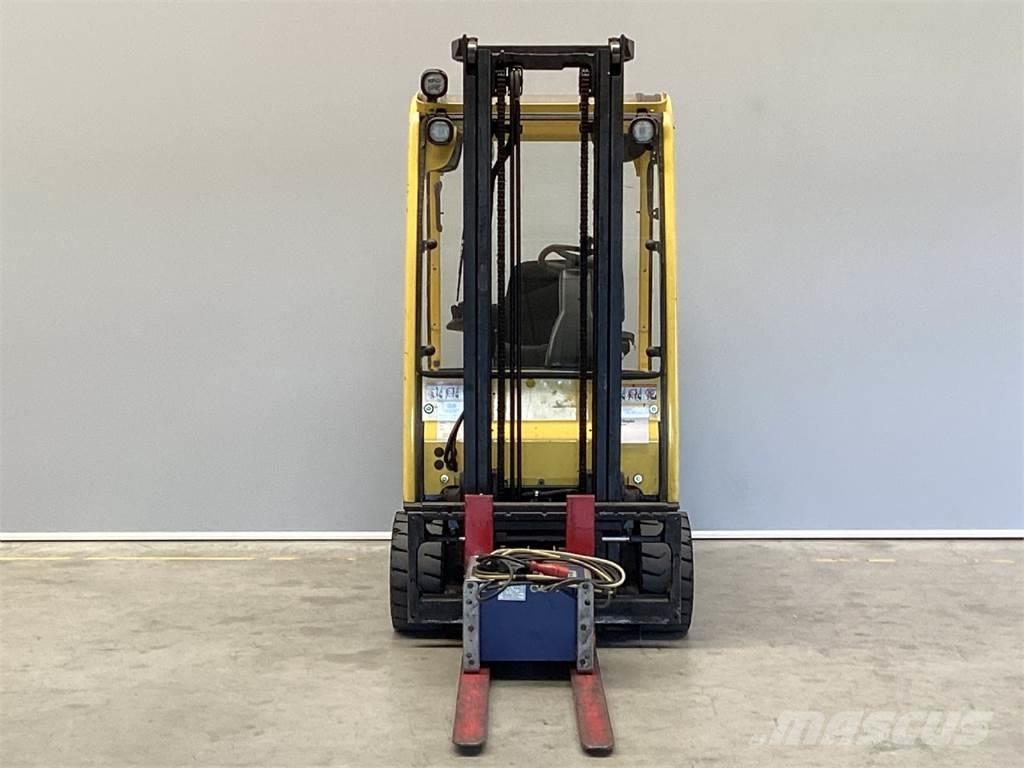 Hyster J2.0XMT Electric forklift trucks