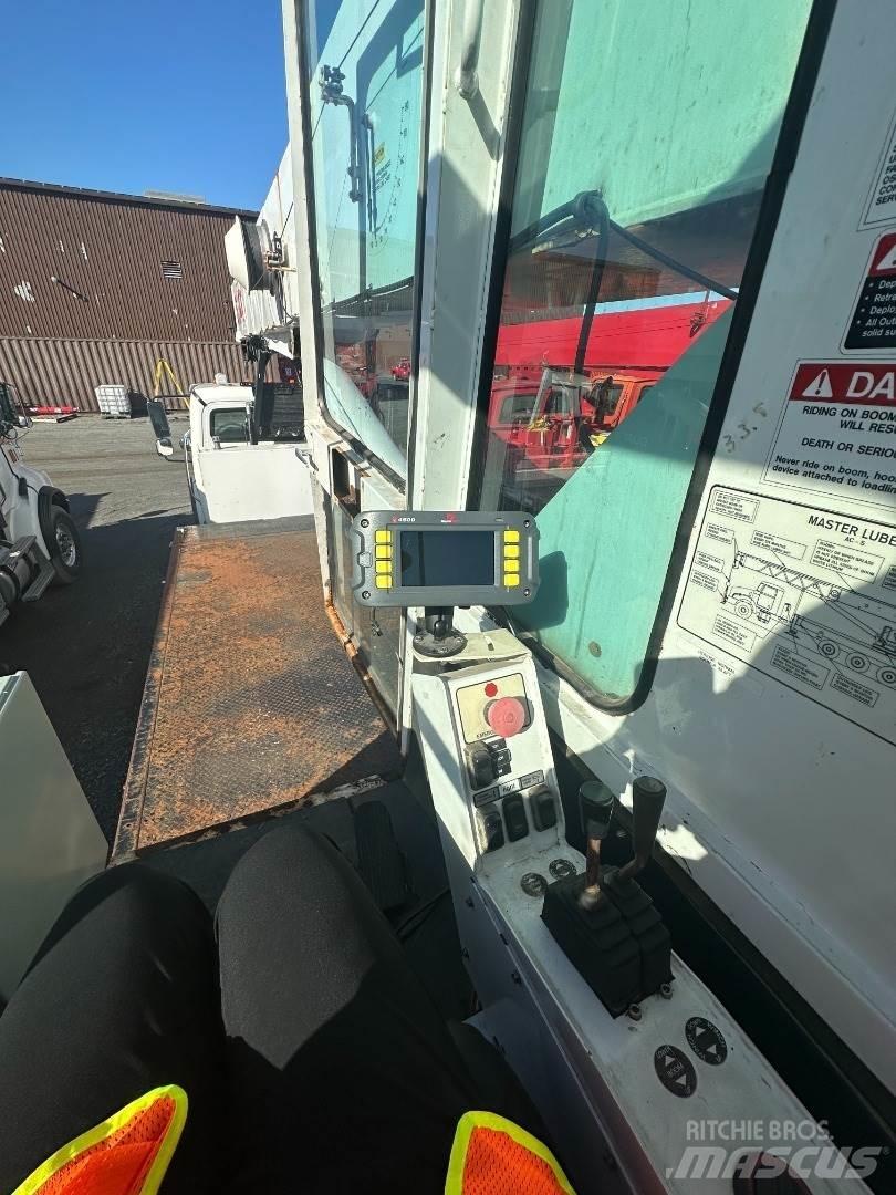 Altec AC38-127S Crane trucks