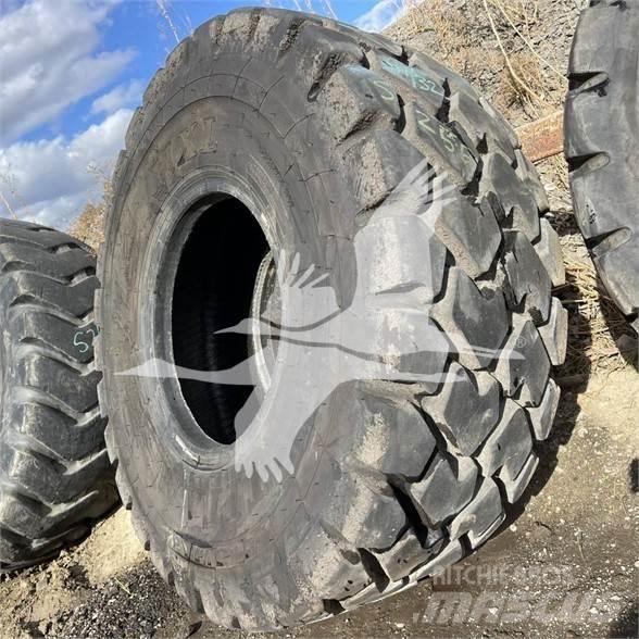 Titan 20.5R25 Tyres, wheels and rims