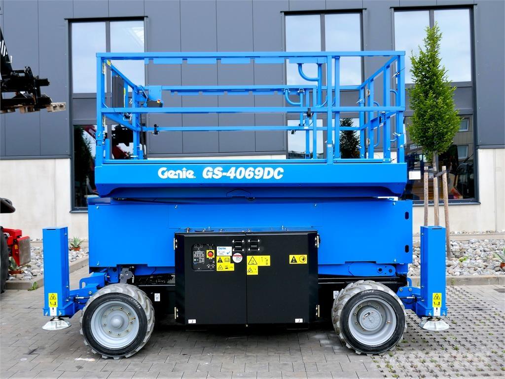 Genie GS 4069 DC Scissor lifts