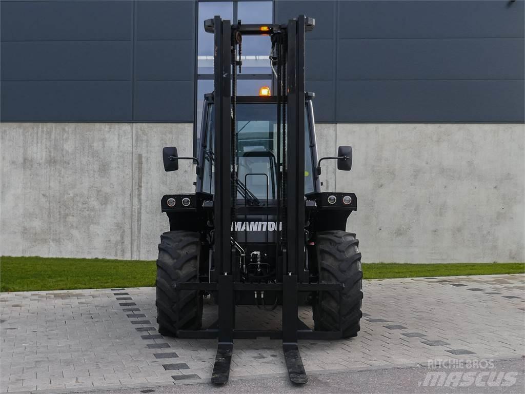 Manitou M 30-4 Rough terrain truck