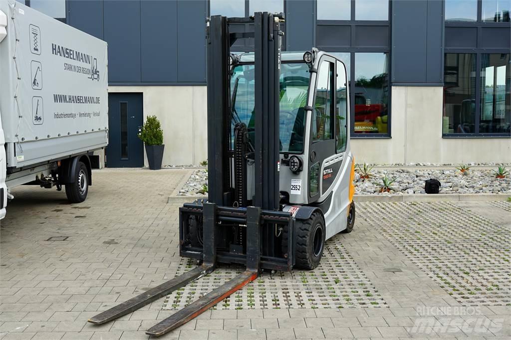 Still RX 60-35 Electric forklift trucks