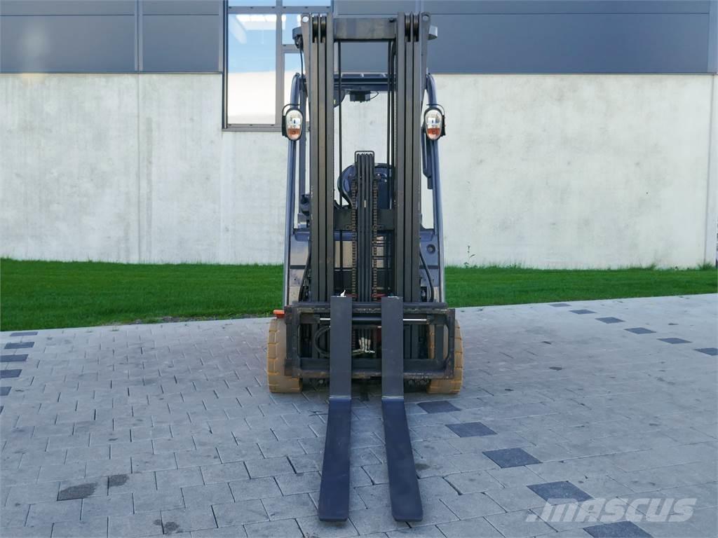 Toyota 02-8FBE20T Electric forklift trucks