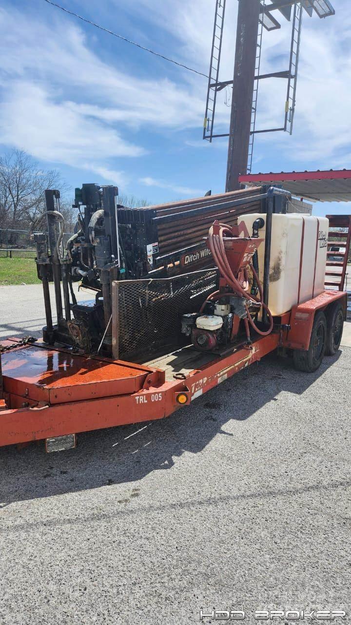 Ditch Witch JT1220 Mach 1 Horizontal Directional Drilling Equipment