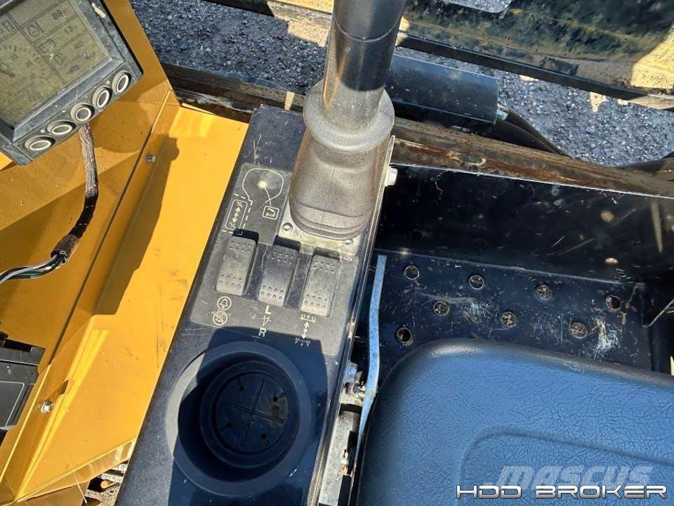 Vermeer D8x12 Horizontal Directional Drilling Equipment