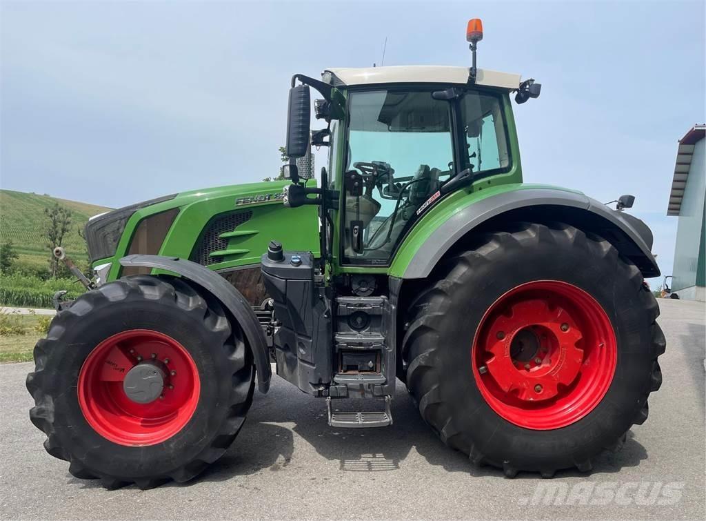 Fendt 828 Vario Profi Plus Towing truck