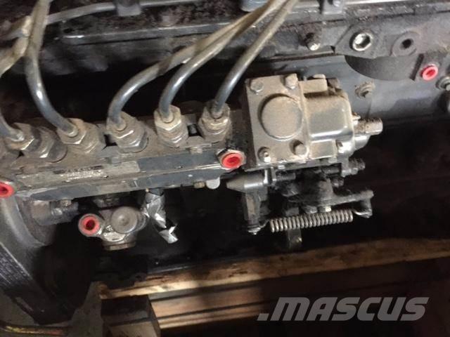 Komatsu SA6D102-1 Engines