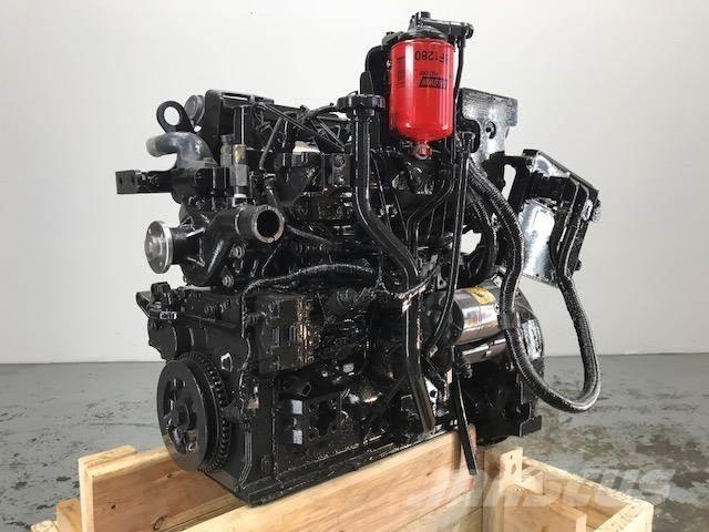 Komatsu SAA4D95-LE5 Engines