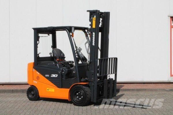 Doosan B30NS Electric forklift trucks