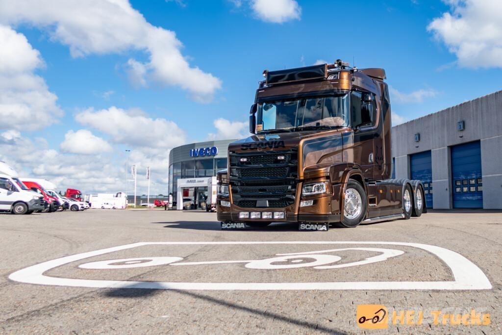 Scania RT520 A6x2NB Truck Tractor Units