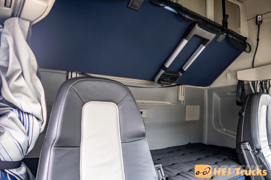 Volvo FH 500 6x2 Truck Tractor Units