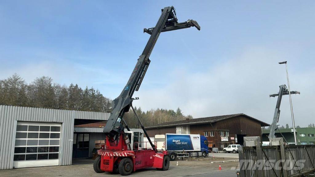 CVS Ferrari F258.6 Reachstackers