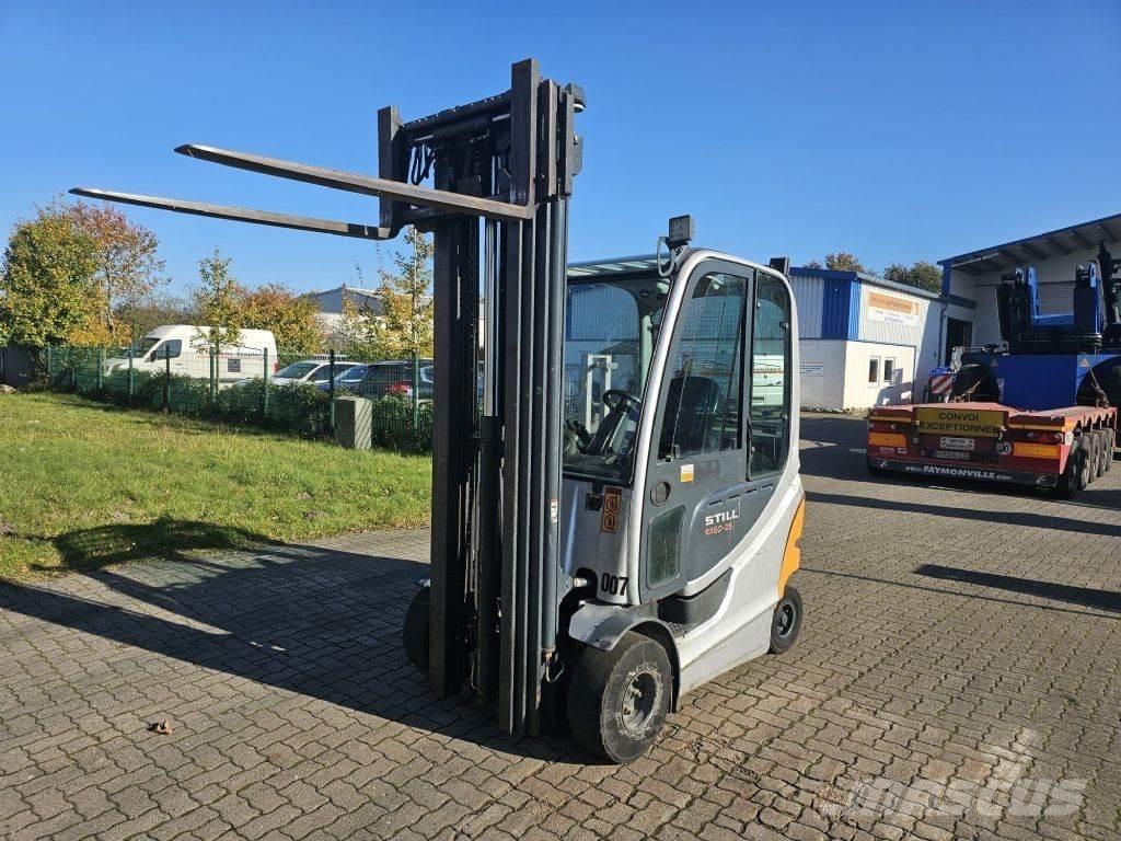 Still RX60-25 Electric forklift trucks