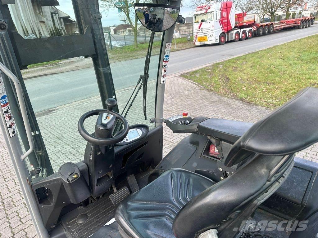 Still RX60-30 Electric forklift trucks